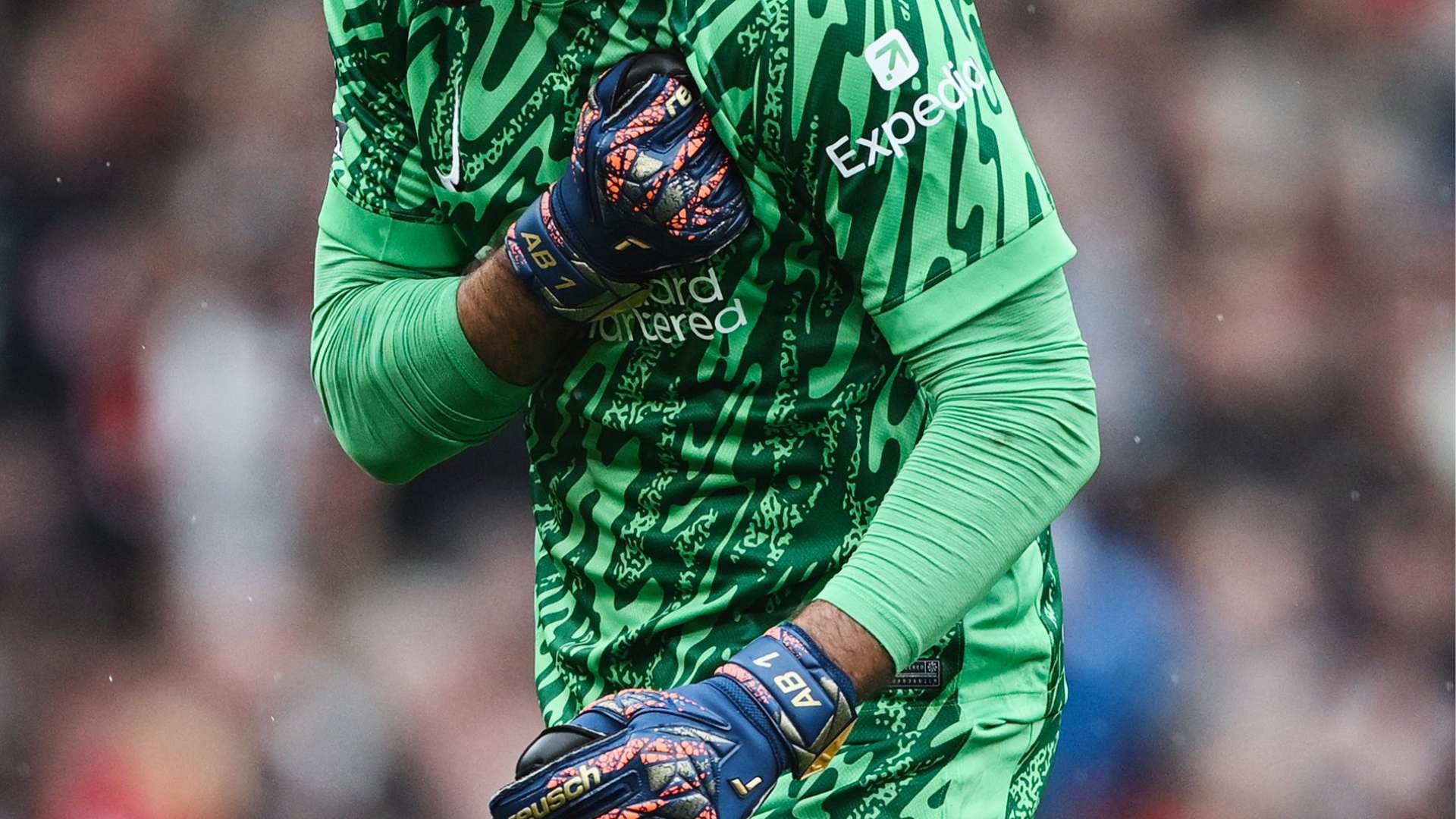 向提供有益 向提供有益